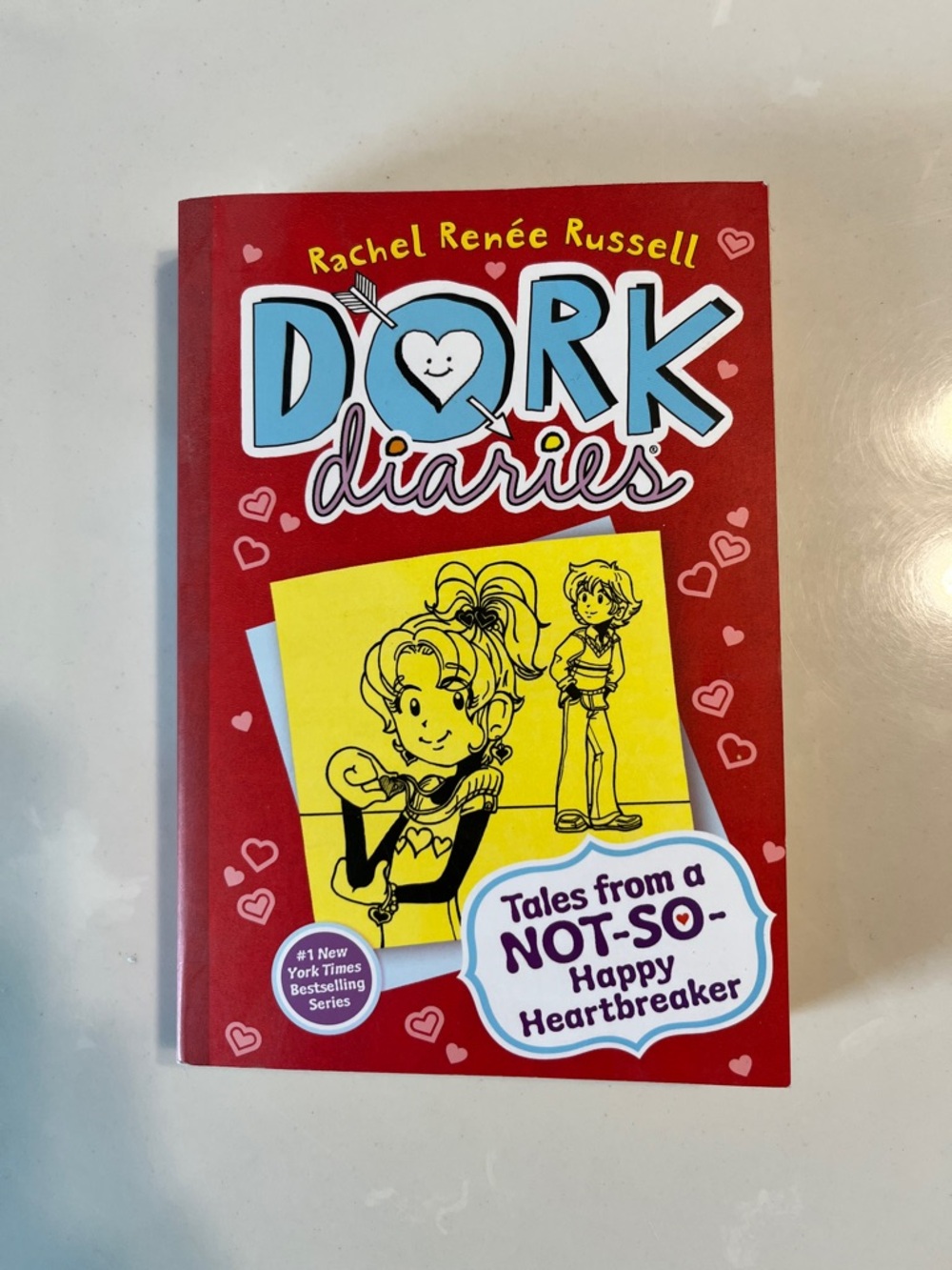 Dork Diaries: Tales From a Not-So-Happy Heartbreaker #6 Paperback